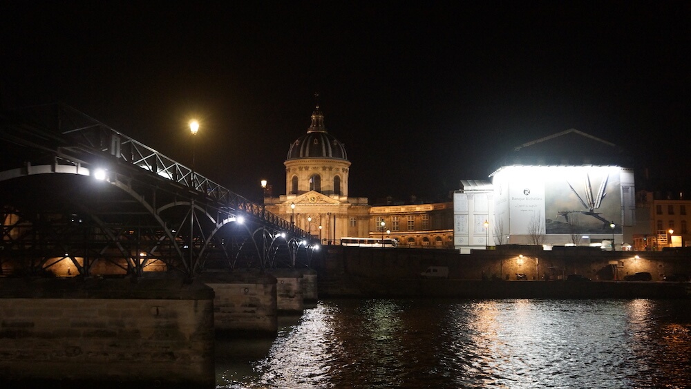 Institut de France éclairé de nuit